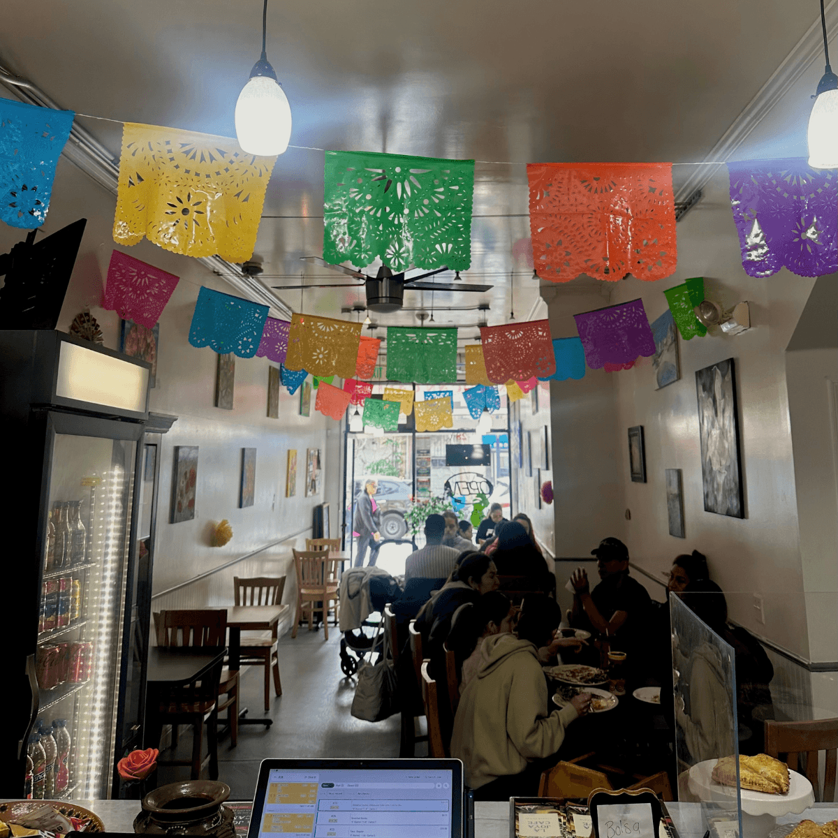 La Joya Guests