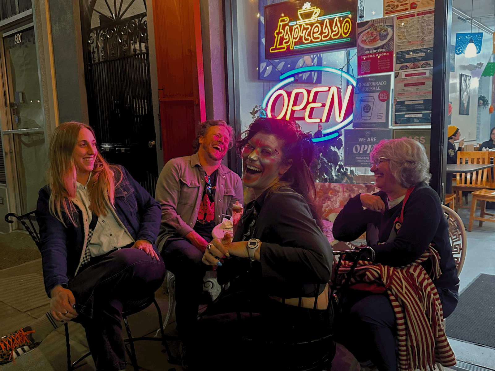 La Joya cafe Guests Outside